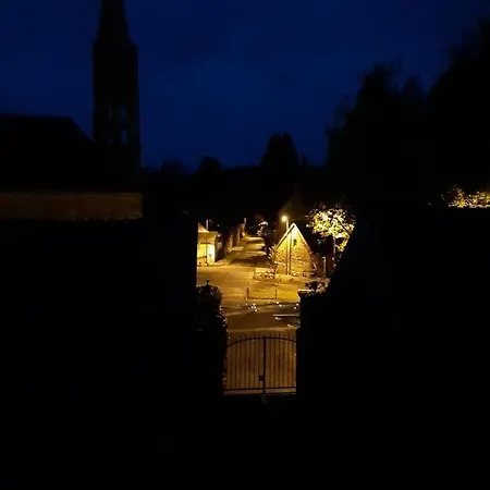 L'ancien Presbytere * Lescouet-Gouarec